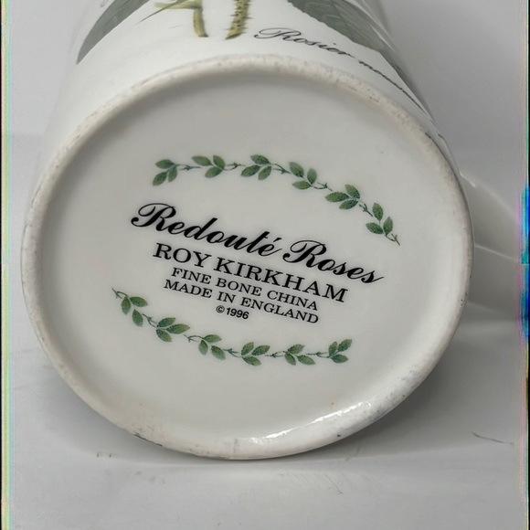 Roy Kirkham Redoute Roses Mug Fine Bone China Made in England Rosa Muscosa 1996 - Picture 5 of 6